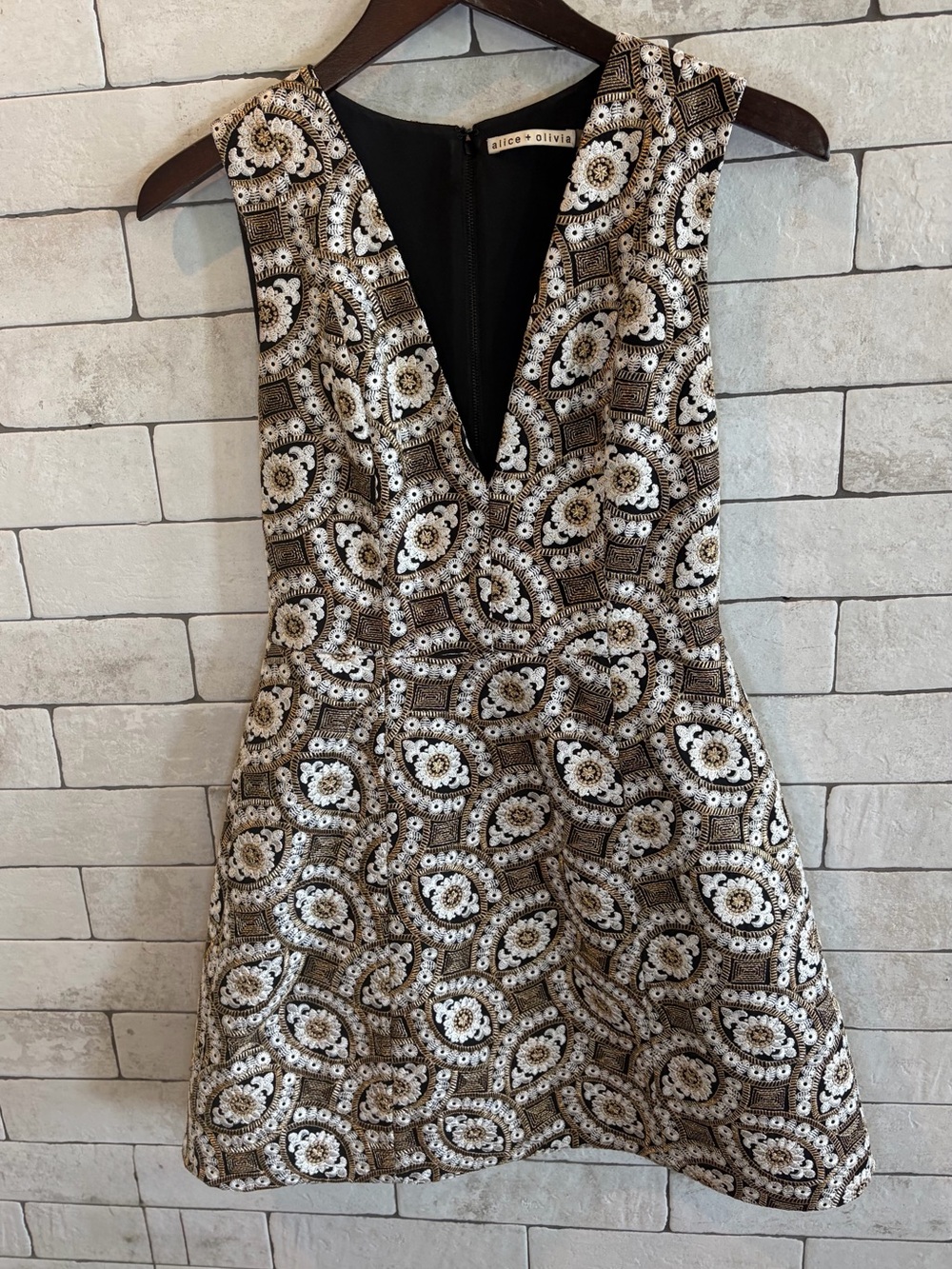 Alice + Olivia Metallic Brocade Embroidered Fit & Flare Mini Dress Size 6